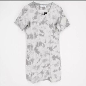 Gray Tie-Dye‎ T-Shirt Dress